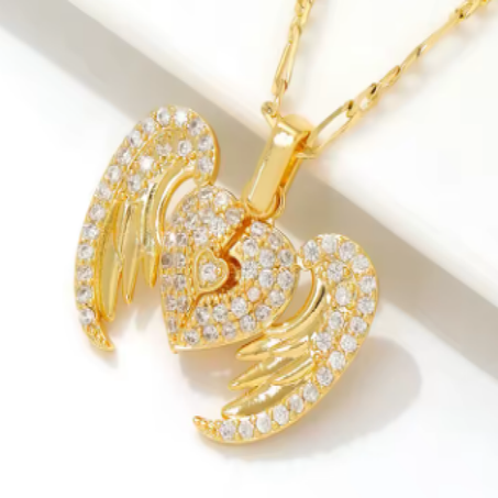 قلادة ملاك الحب (التوصيل مجاني)