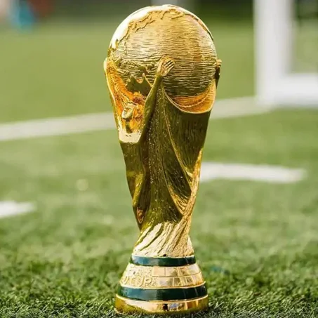Trophée Coupe du Monde Football XXL– Modèle réaliste en or