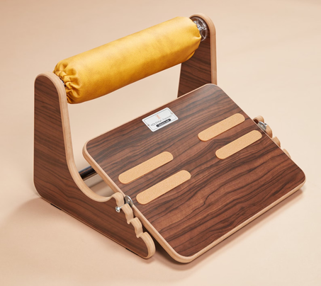 مسند القدمين المريح… الحلّ الذكي لبرودة المكتب وآلام الساقين