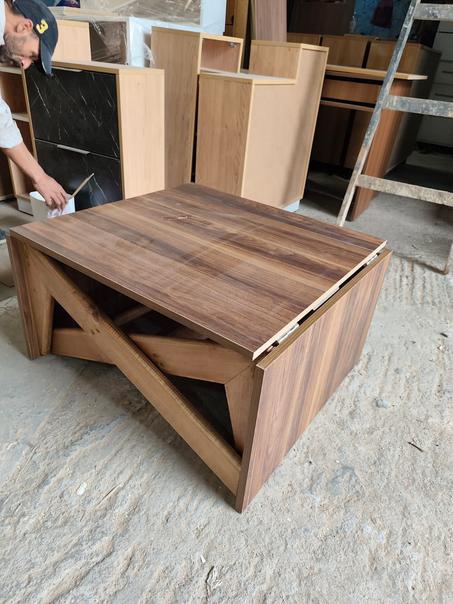 Table 2-en-1 Berberio — Table basse & Table à manger en bois