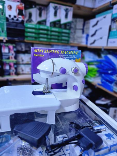 ✨ آلة الخياطة المحمولة 4 في 1 – الحل المثالي لخياطة سهلة وسريعة! ✨