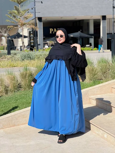 عباية راقية مكونة من قطعتين