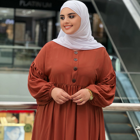 عباية صدفة بحلة جديدة للمحتجبات والغير المحتجبات للخروج والمناسبات متوفرة بعدة ألوان زاهية