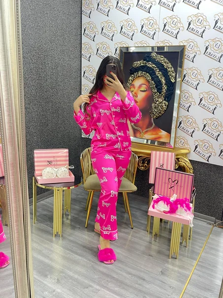 بيجامة ساتان Rose… أنوثة ناعمة ودلال 🌸