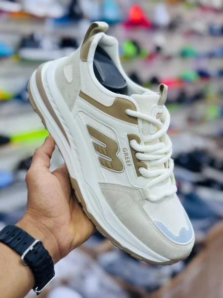 SOLDE OUBRA 2026 / تخفيض خيالي على حذاء بجودة عالية و الكمية على وشك النفاذ