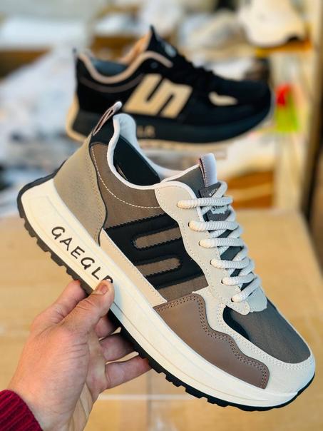 "أحذية رجالية فاخرة - الأناقة والراحة في كل خطوة  !"