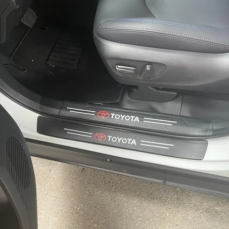 ملصقات عتبات أبواب السيارة من الكربون