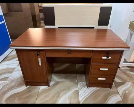 Table de bureau