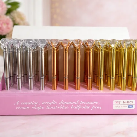 قلم فاخر للزفاف بلمسة كريستال – Stylo Luxe Doré Mariage