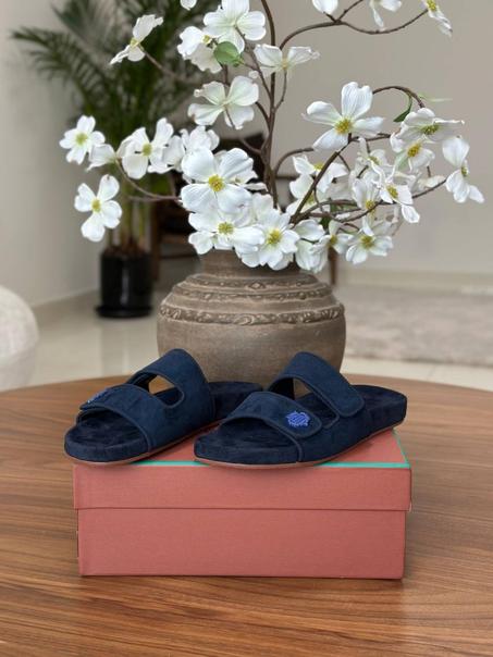 Loro Piana Waikiki Slip-on Sandals in Suede