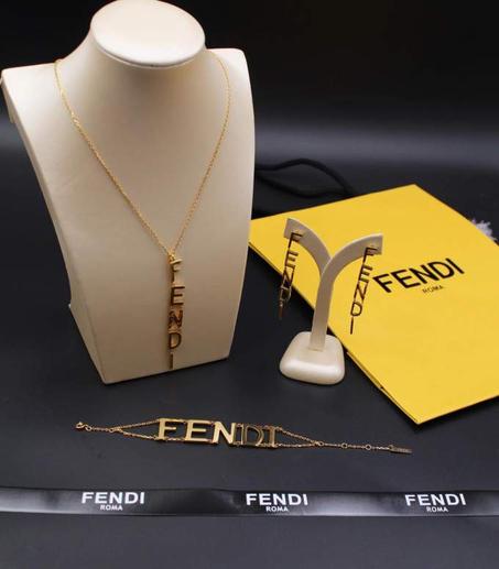 طقم فندي سوار + خاتم + سلسلة