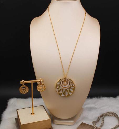 طقم بلغاري سلسلة + أقراط جولد