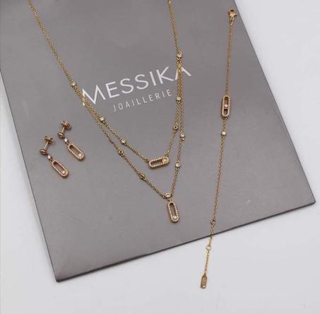 ميسيكا سوار + سلسلة + أقراط جولد