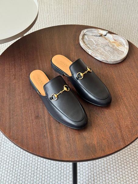 Gucci  Princetown Slipper in Leather