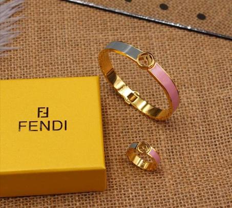 طقم فندي سوار + خاتم رصاصي/بينك