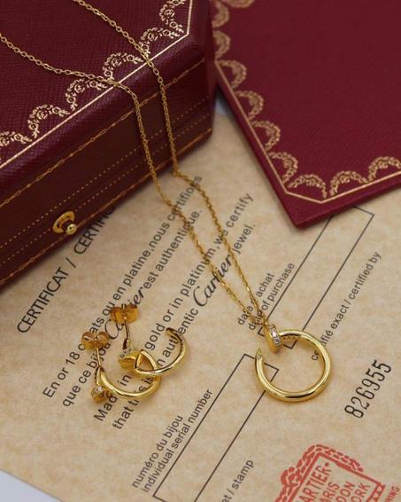 Cartier Necklace + Earrings Gold