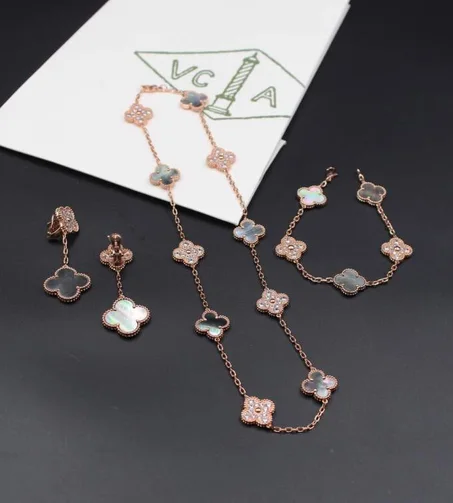 طقم فان كليف سوارة + سلسلة + أقراط