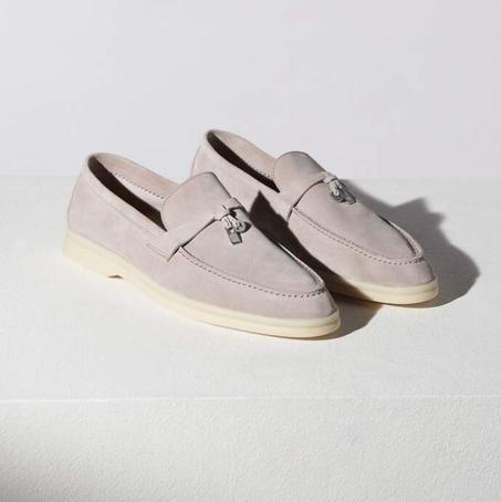 Summer Charms Walk Moccasin Pearl Powder