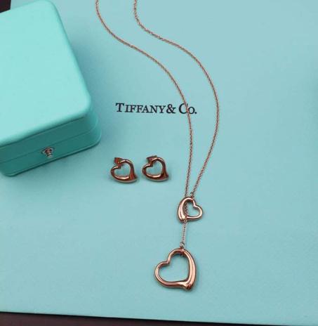 TIFFANY & CO NECKLACE+ EARRINGS