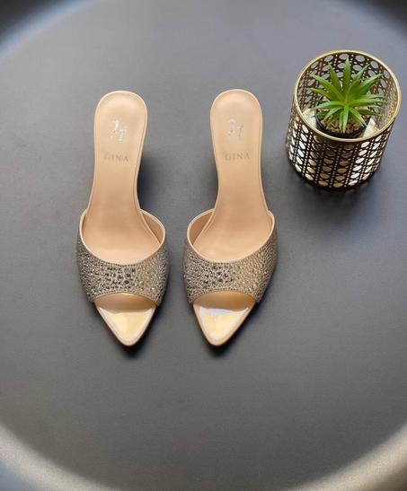 Gina Brand New Women's