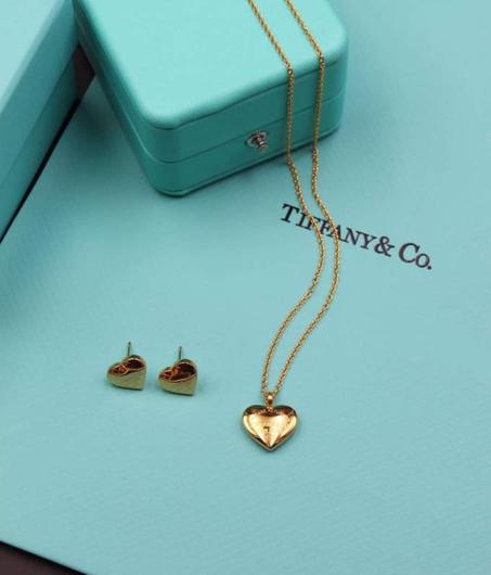 TIFFANY & CO NECKLACE+ EARRINGS
