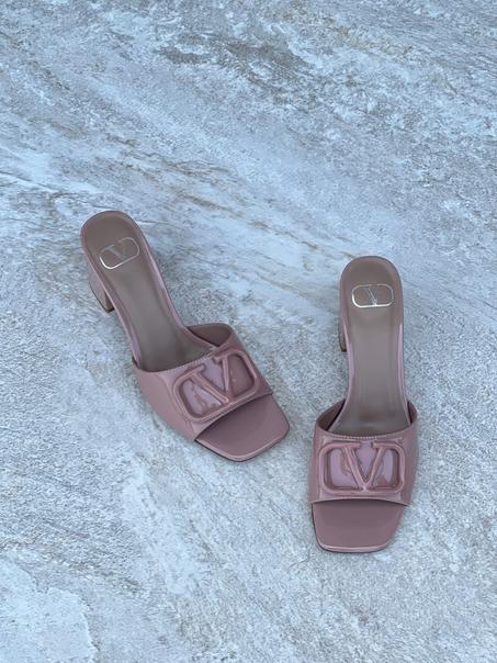 Vlogo Signature Patent Leather Slide Sandal 60Mm