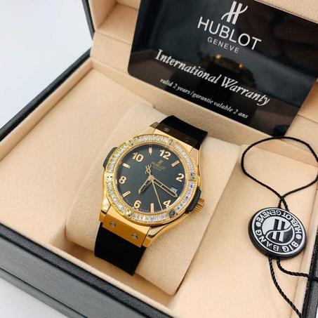 HUBLOT Titanium Classic Fusion Black Mena