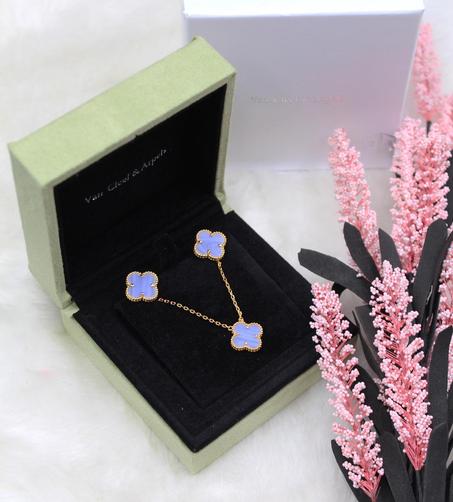 Vintage Alhambra necklace,3 motifs