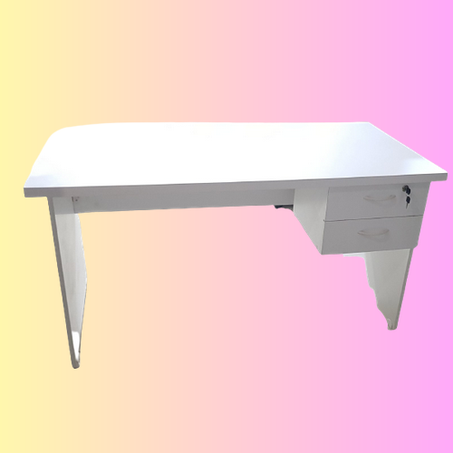 Bureau 1m40 Avec Tiroirs et Clet 2TB