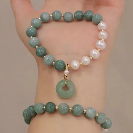 Bracelet jade vert eau douce naturelle