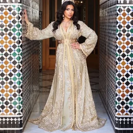 القفطان ما يميز المرأة المغربية