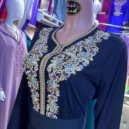 قفطان خزي مطروز