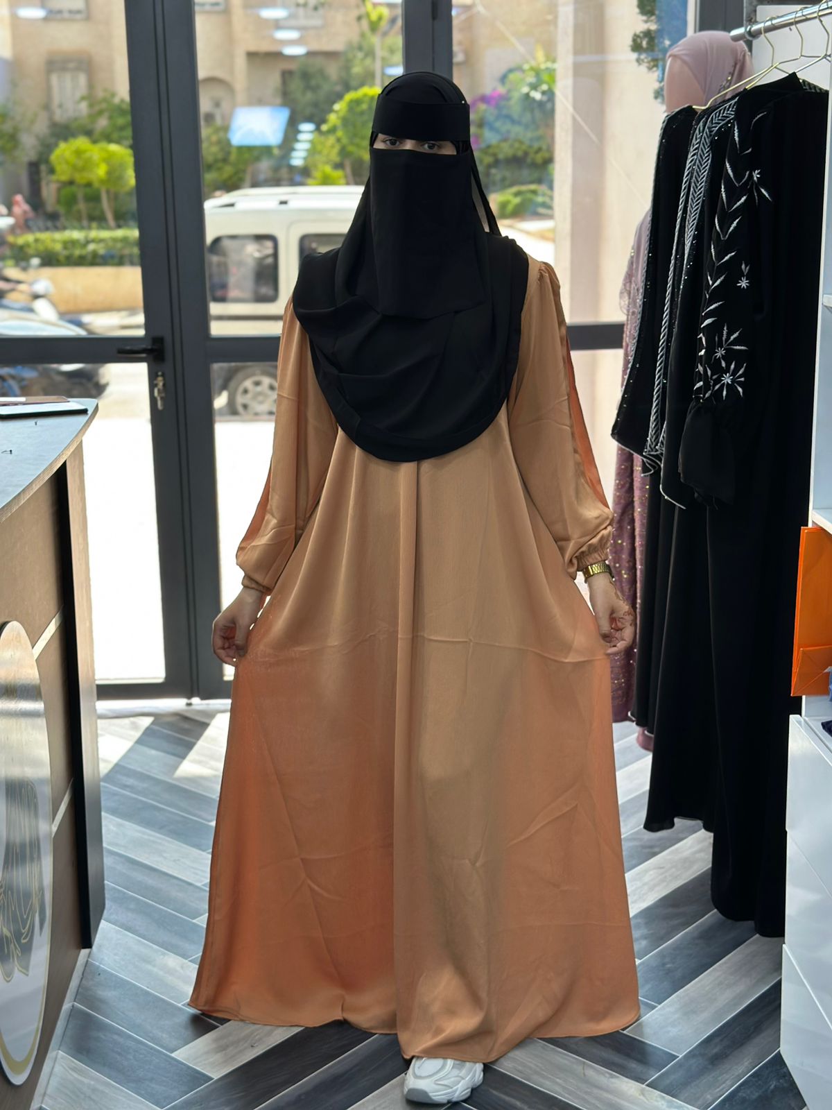 عباءة اللؤلؤ