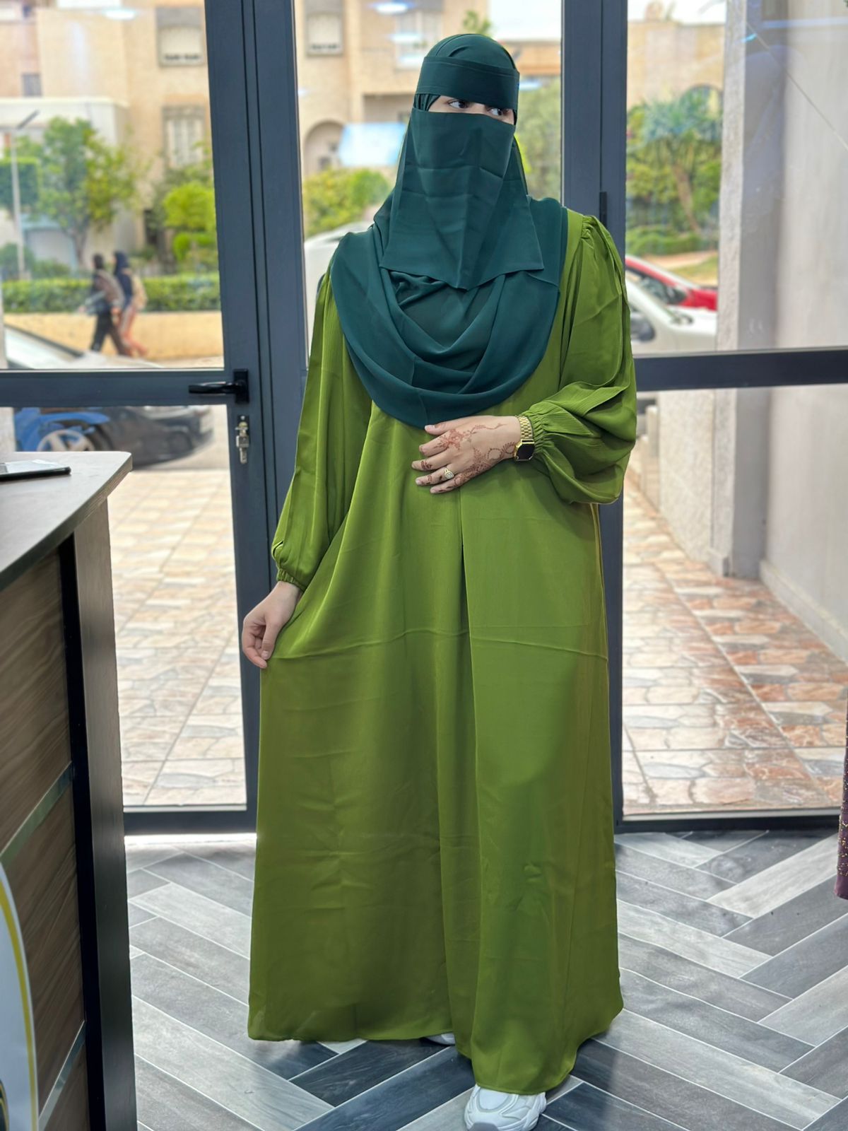 عباءة اللؤلؤ