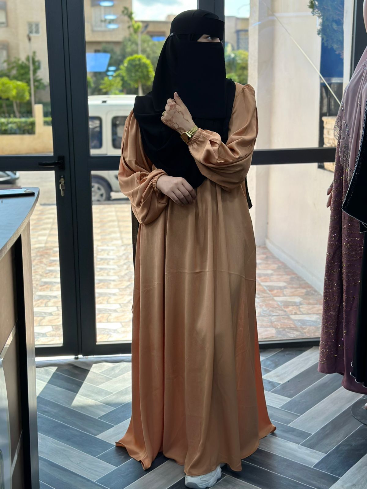 عباءة اللؤلؤ