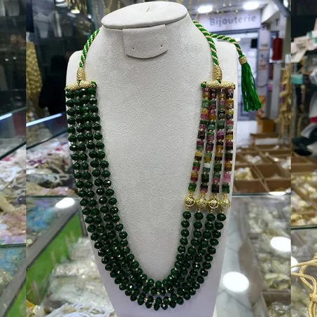 Collier traditionnel