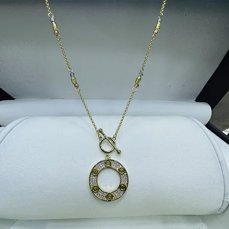 Collier Prita