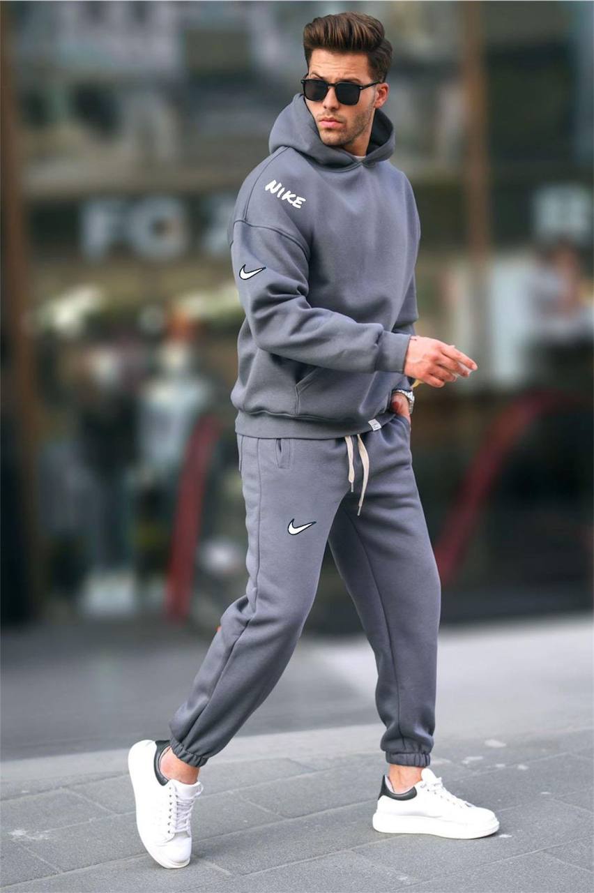 🔥NIKE🔥