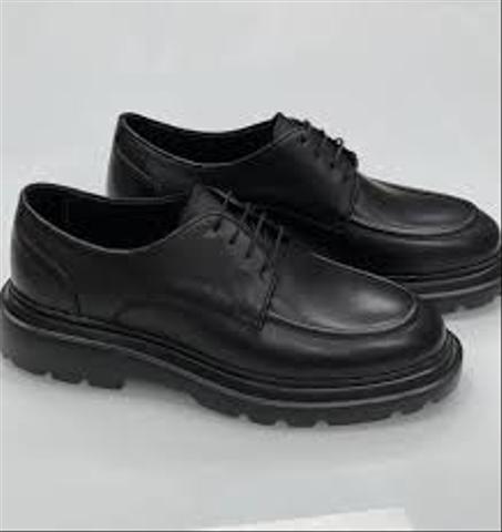 Chaussures en Cuir Noir