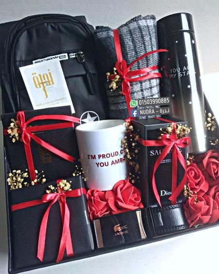 الهدايا والتغليف الفاخر