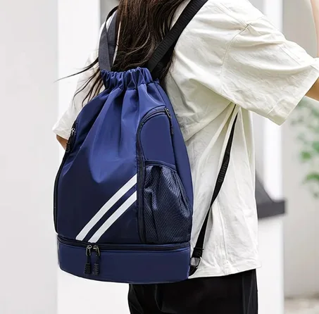 حقيبة فاخرة و أنيقة لكل الرياضة والحياة اليومية