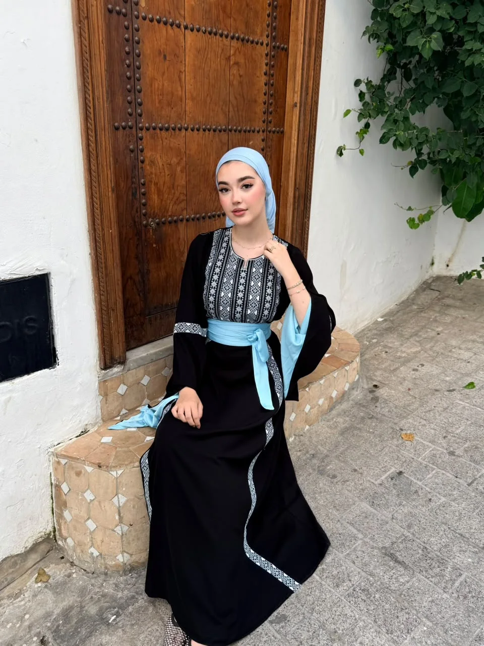 عباية توليب —أناقة ملكية