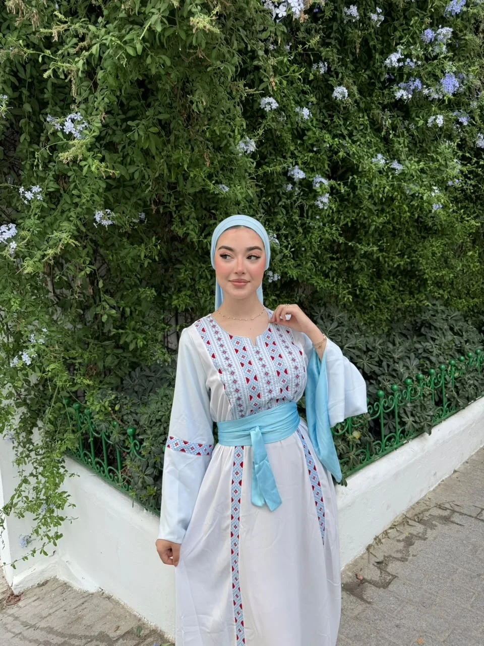 عباية توليب —أناقة ملكية
