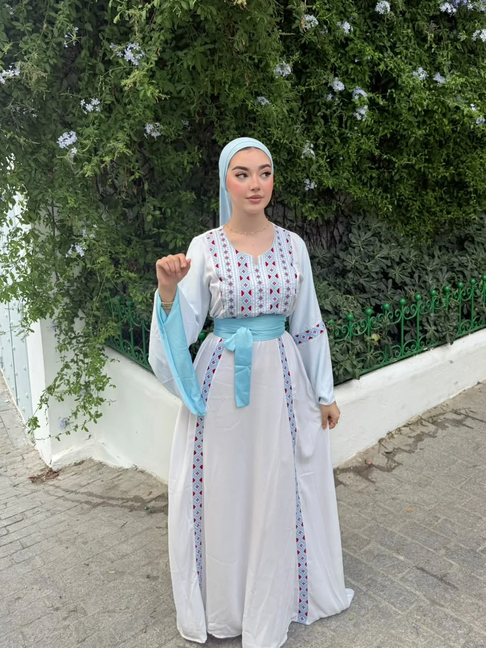 عباية توليب —أناقة ملكية