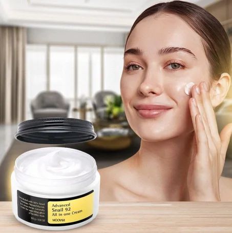 كريم الوجه بخلاصة الحلزون