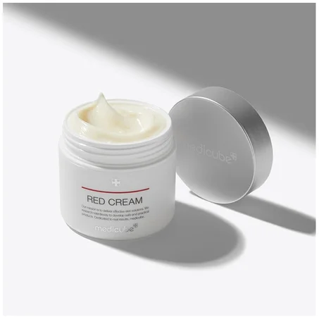 . كريم علاج البشرة الحساسة المعرضة للحبوب من ميديكيوب (Medicube Red Cream 50ml)