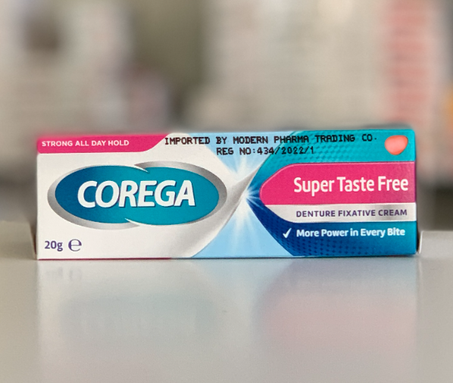 COREGA  كريم تثبيت طقم الأسنان الفائق من كوريجا، خالي من الطعم، 20 جرام