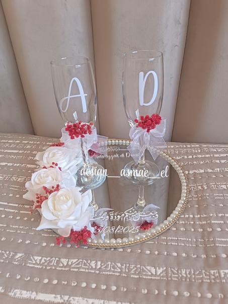 طبق كؤوس زجاجي فاخر لحفل الخطوبة