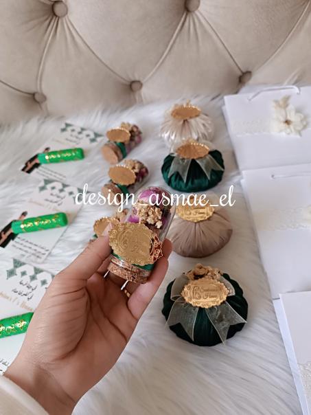 قريعات الورد بتصميم فاخر