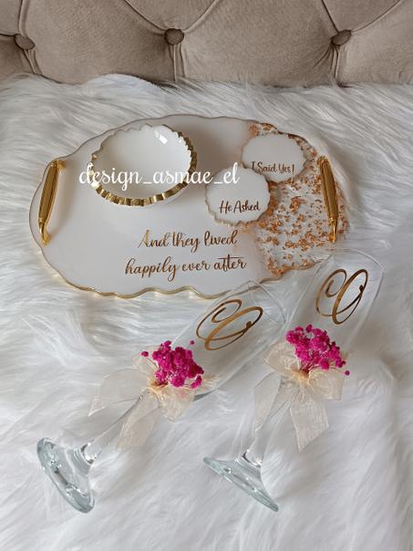 طقم خطوبة فاخر بأسماء مخصصة